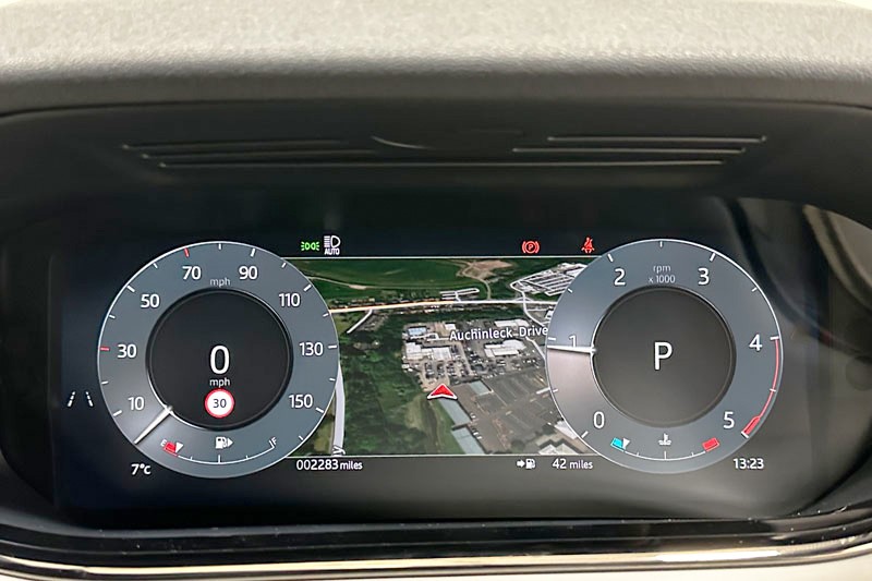 Used Land Rover Range Rover Evoque 2025 for sale - 76982074: Photo 16