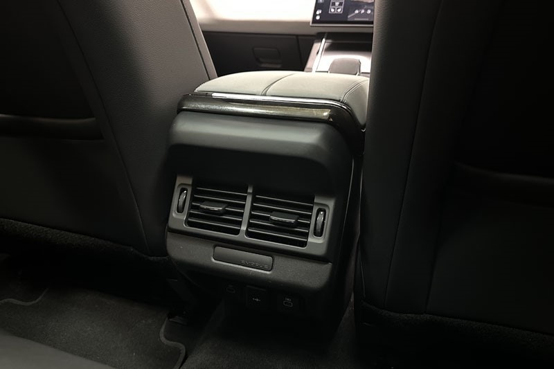 Used Land Rover Range Rover Evoque 2025 for sale - 76982074: Photo 18