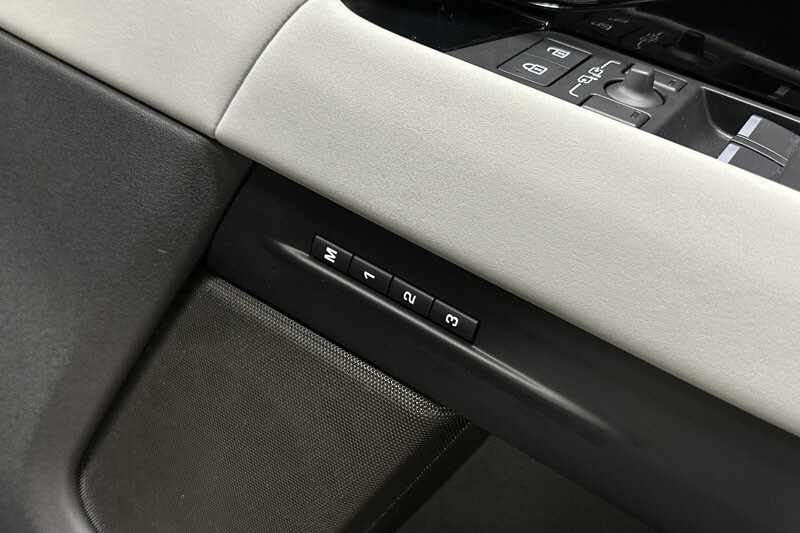 Used Land Rover Range Rover Evoque 2025 for sale - 76982074: Photo 23