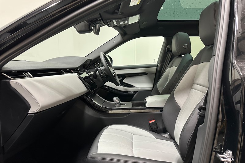 Used Land Rover Range Rover Evoque 2025 for sale - 76982074: Photo 3