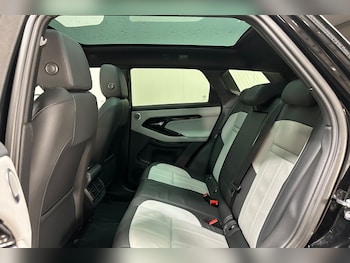 Used Land Rover Range Rover Evoque 2025 for sale - 76982074: Photo