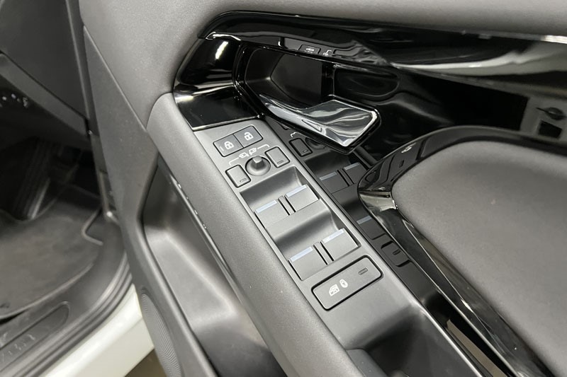 Used Land Rover Range Rover Evoque 2023 for sale - 77519381: Photo 22