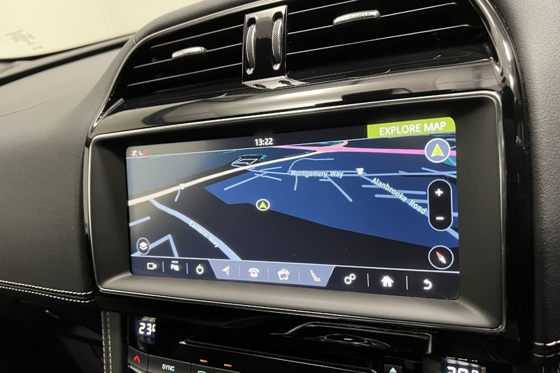 Used Jaguar F-Pace 2019 for sale - 77093886: Photo 11