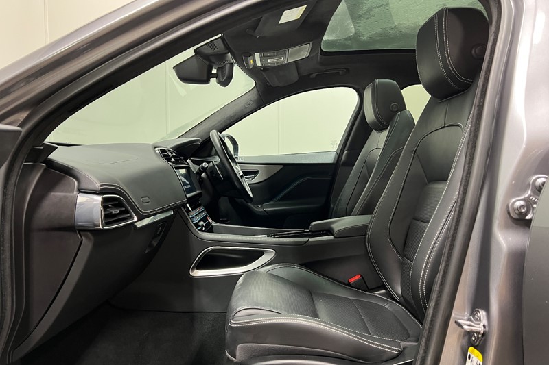 Used Jaguar F-Pace 2019 for sale - 77093886: Photo 3