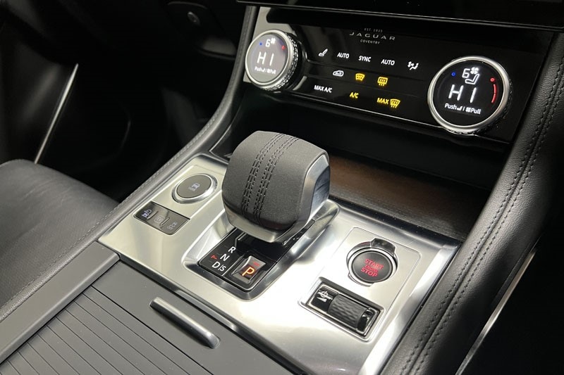 Used Jaguar F-Pace 2021 for sale - 77087677: Photo 13