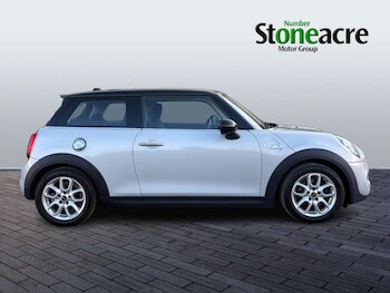 Used MINI Hatch 2019 for sale - 77957517: Photo