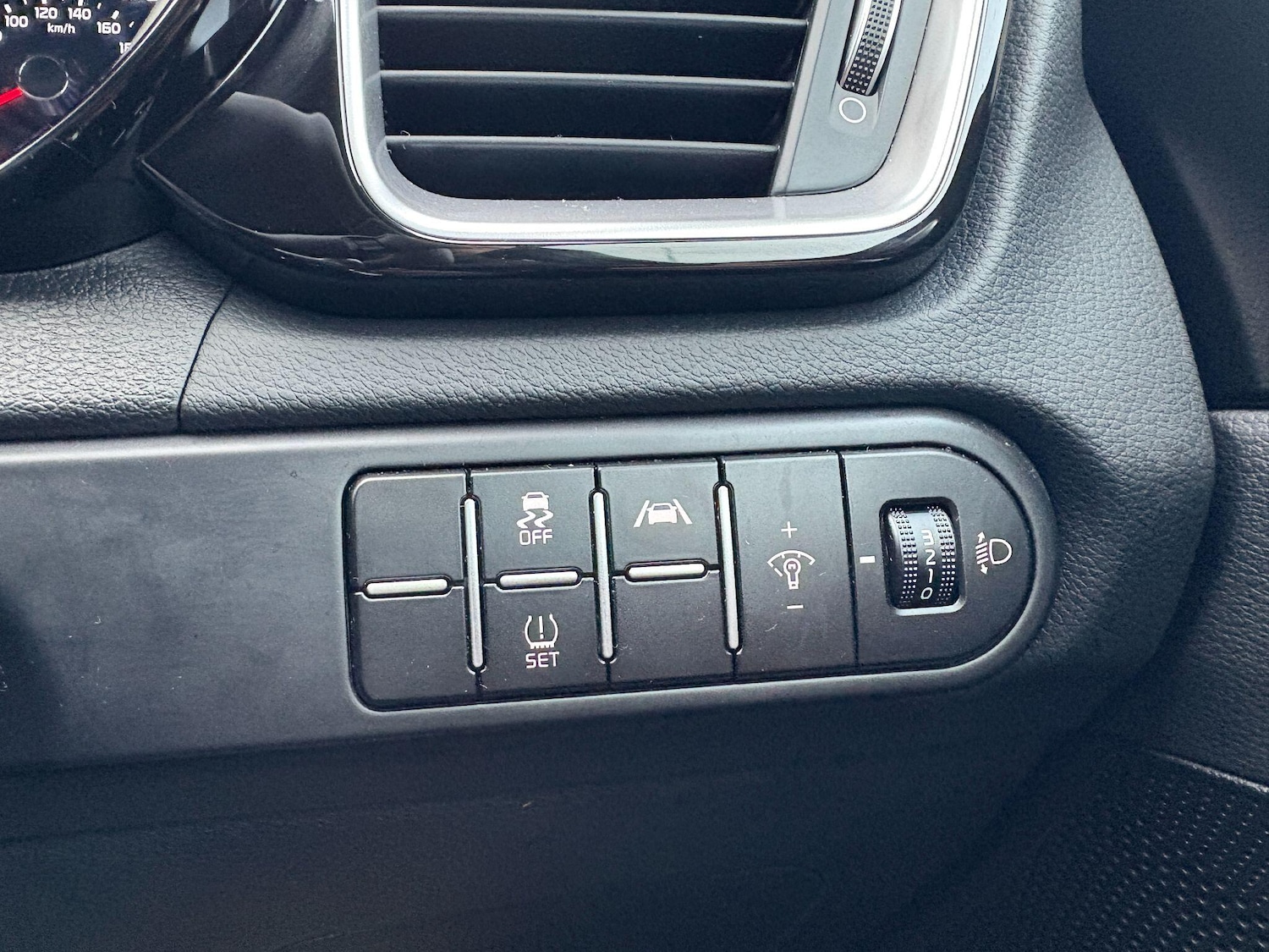 Used Kia Ceed 2025 for sale - 76855640: Photo 22