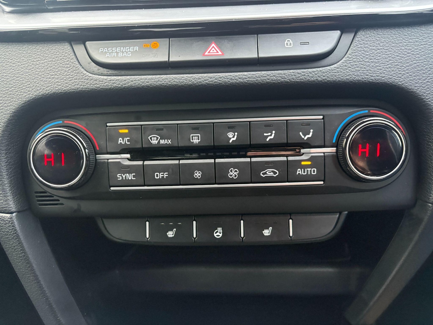 Used Kia Ceed 2025 for sale - 76855640: Photo 27