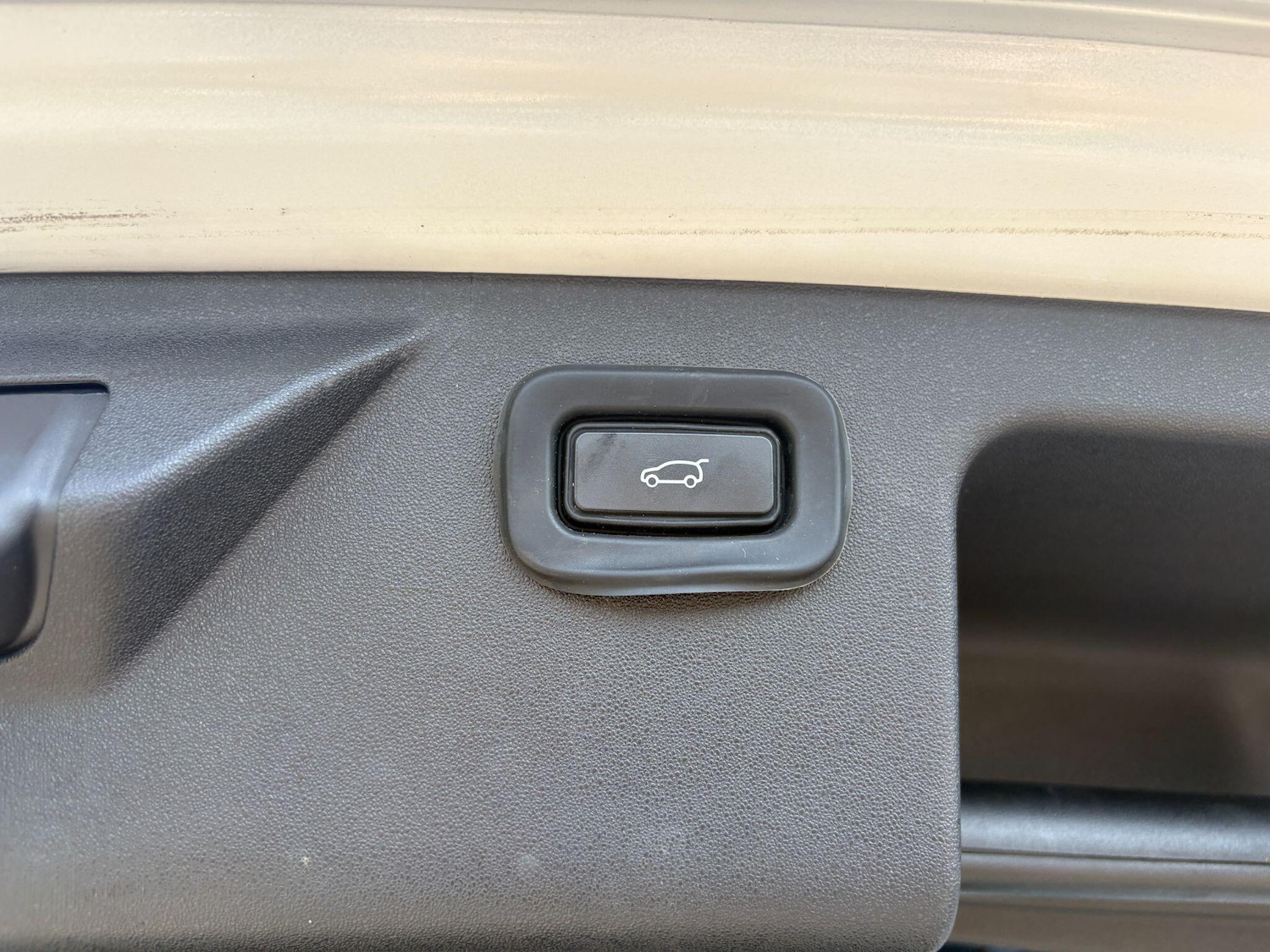 Used Land Rover Discovery Sport 2020 for sale - 77956948: Photo 14