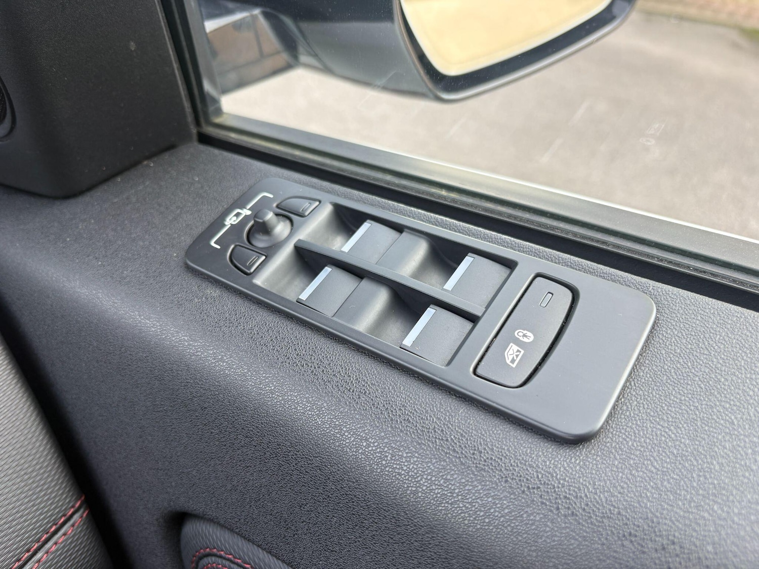 Used Land Rover Discovery Sport 2020 for sale - 77956948: Photo 16