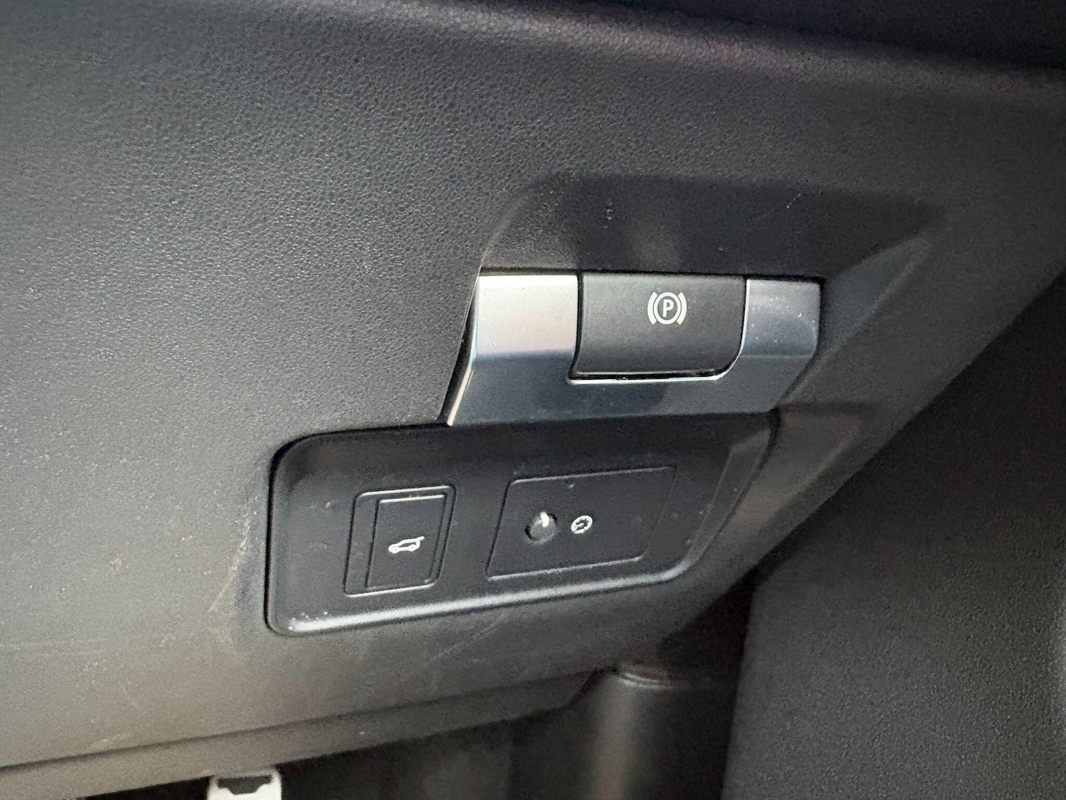 Used Land Rover Discovery Sport 2020 for sale - 77956948: Photo 17