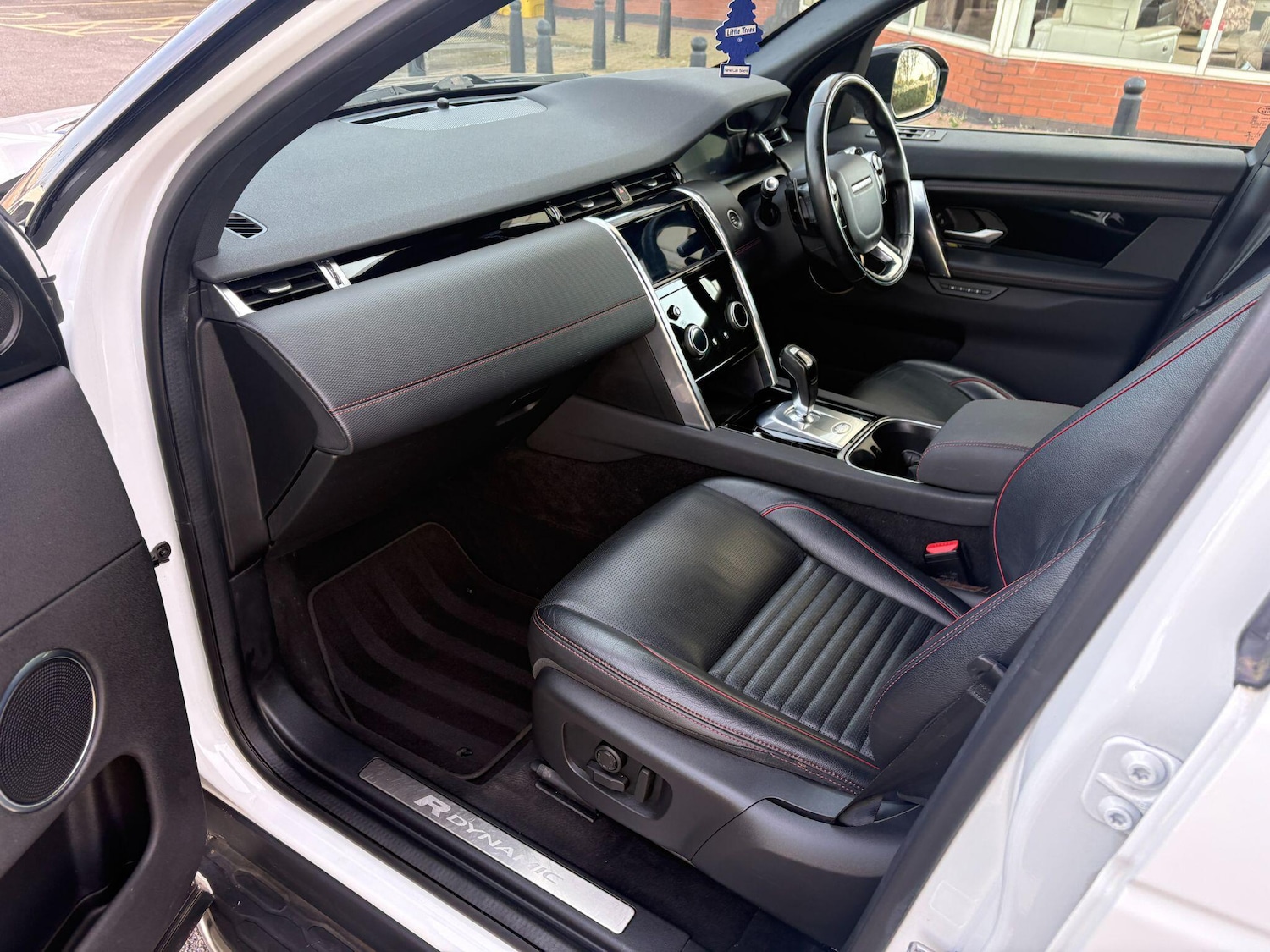 Used Land Rover Discovery Sport 2020 for sale - 77956948: Photo 31