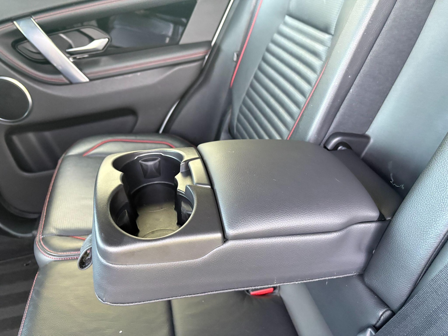 Used Land Rover Discovery Sport 2020 for sale - 77956948: Photo 33