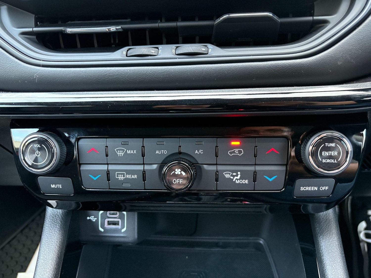 Used Jeep Compass 2025 for sale - 76772245: Photo 35