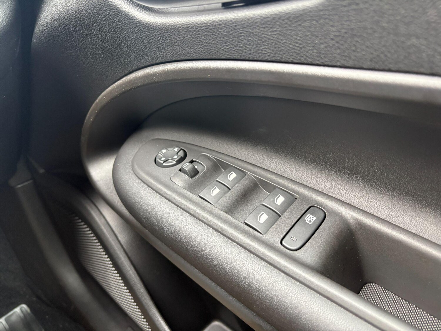 Used Jeep Avenger 2025 for sale - 76246849: Photo 16