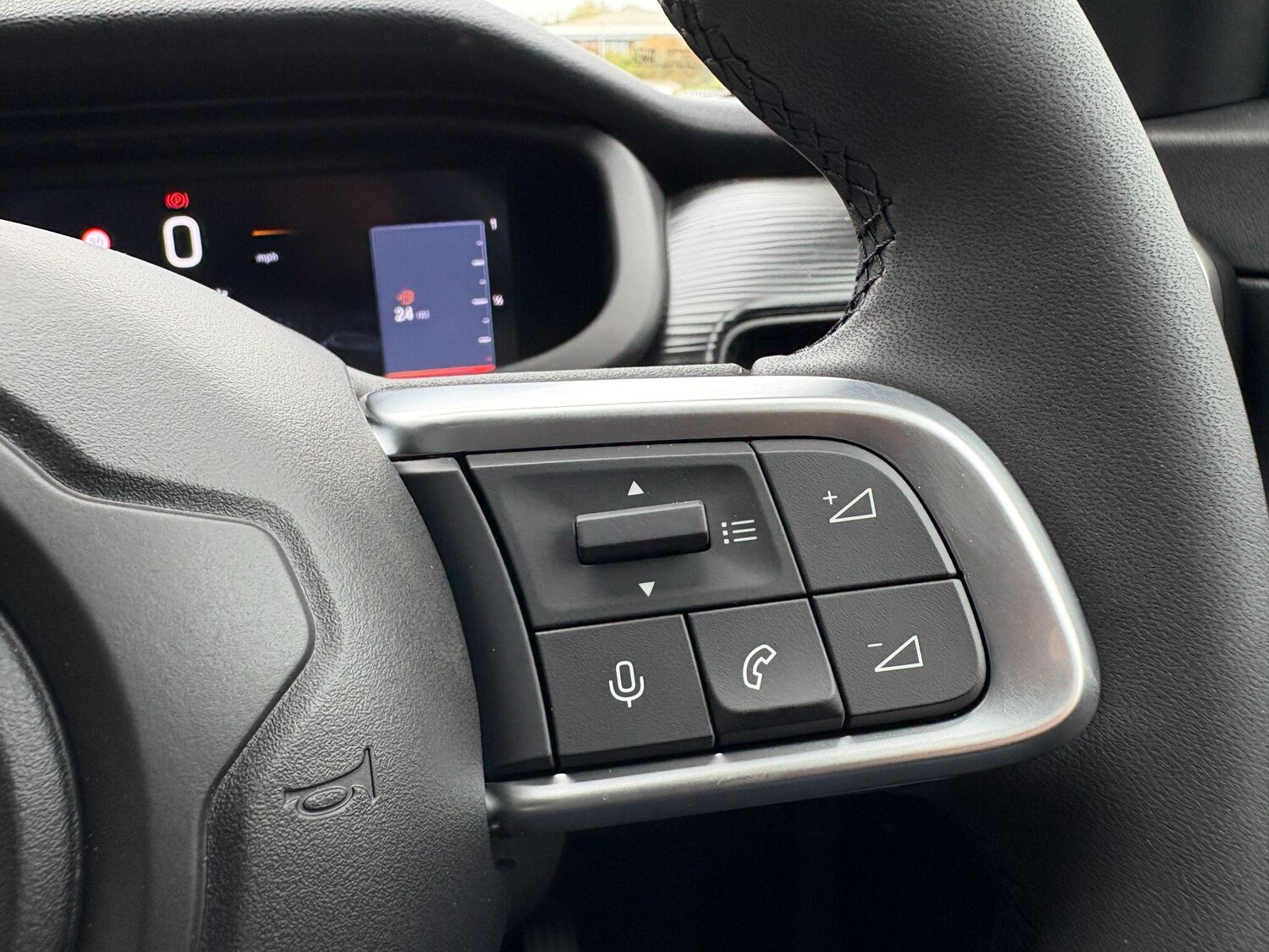 Used Jeep Avenger 2025 for sale - 76246849: Photo 18