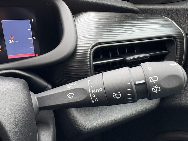 Used Jeep Avenger 2025 for sale - 76246849: Photo 20