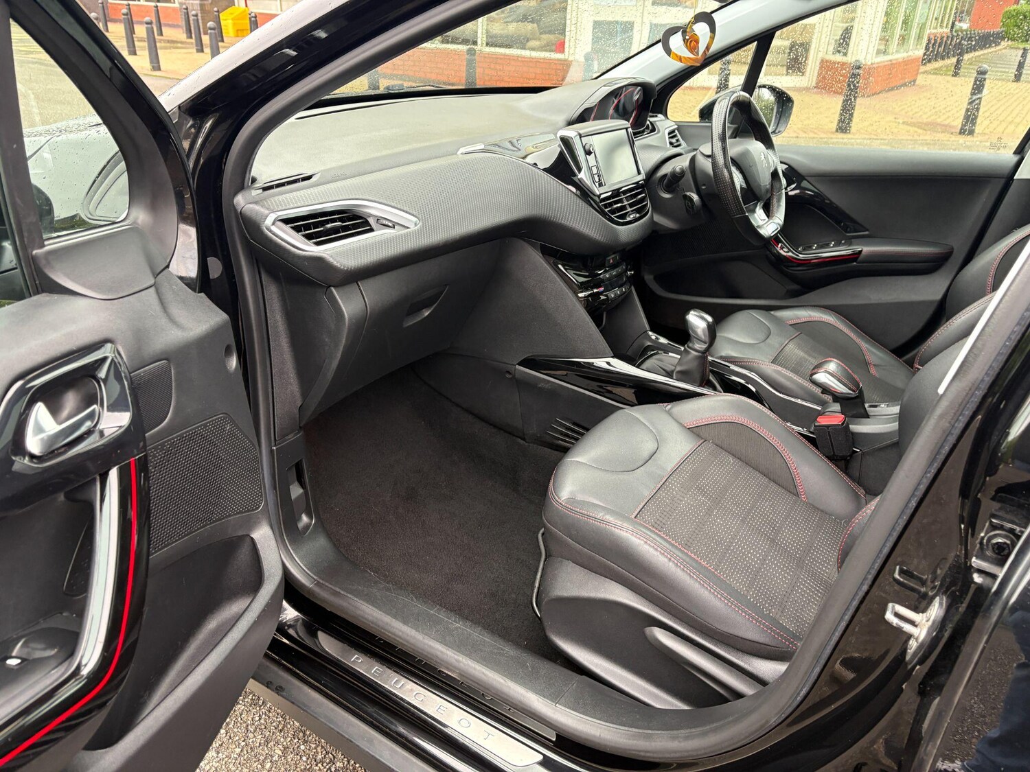 Used Peugeot 2008 2018 for sale - 77574448: Photo 13