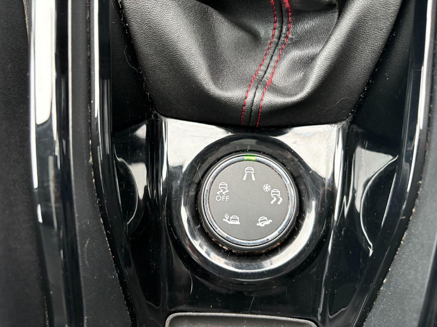 Used Peugeot 2008 2018 for sale - 77574448: Photo 30