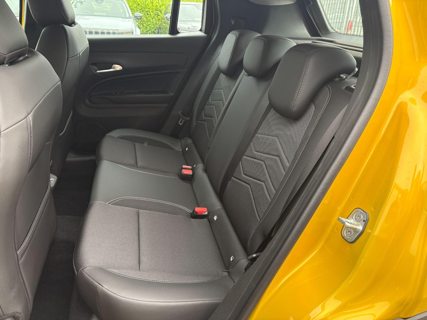 Used Jeep Avenger 2025 for sale - 76247423: Photo 12