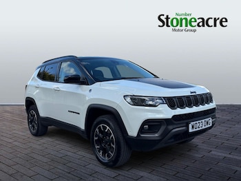 2023 (23) - Trailhawk 240hp At6 Eawd 5-Door