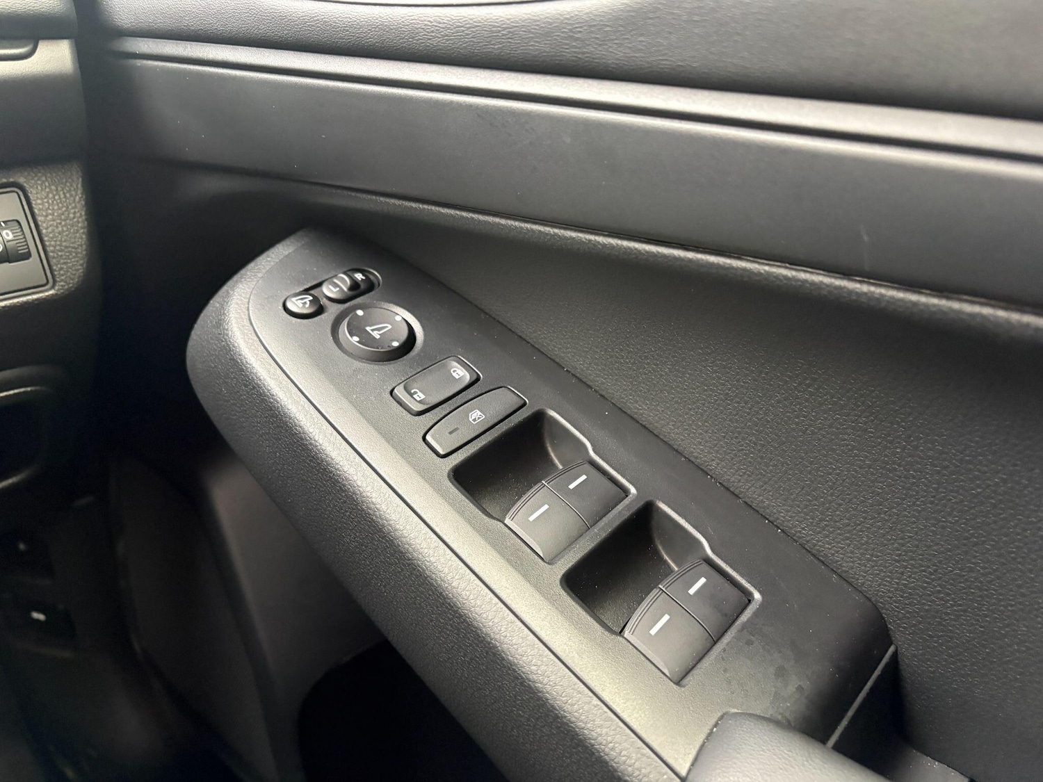 Used Honda HR-V 2023 for sale - 77376376: Photo 16