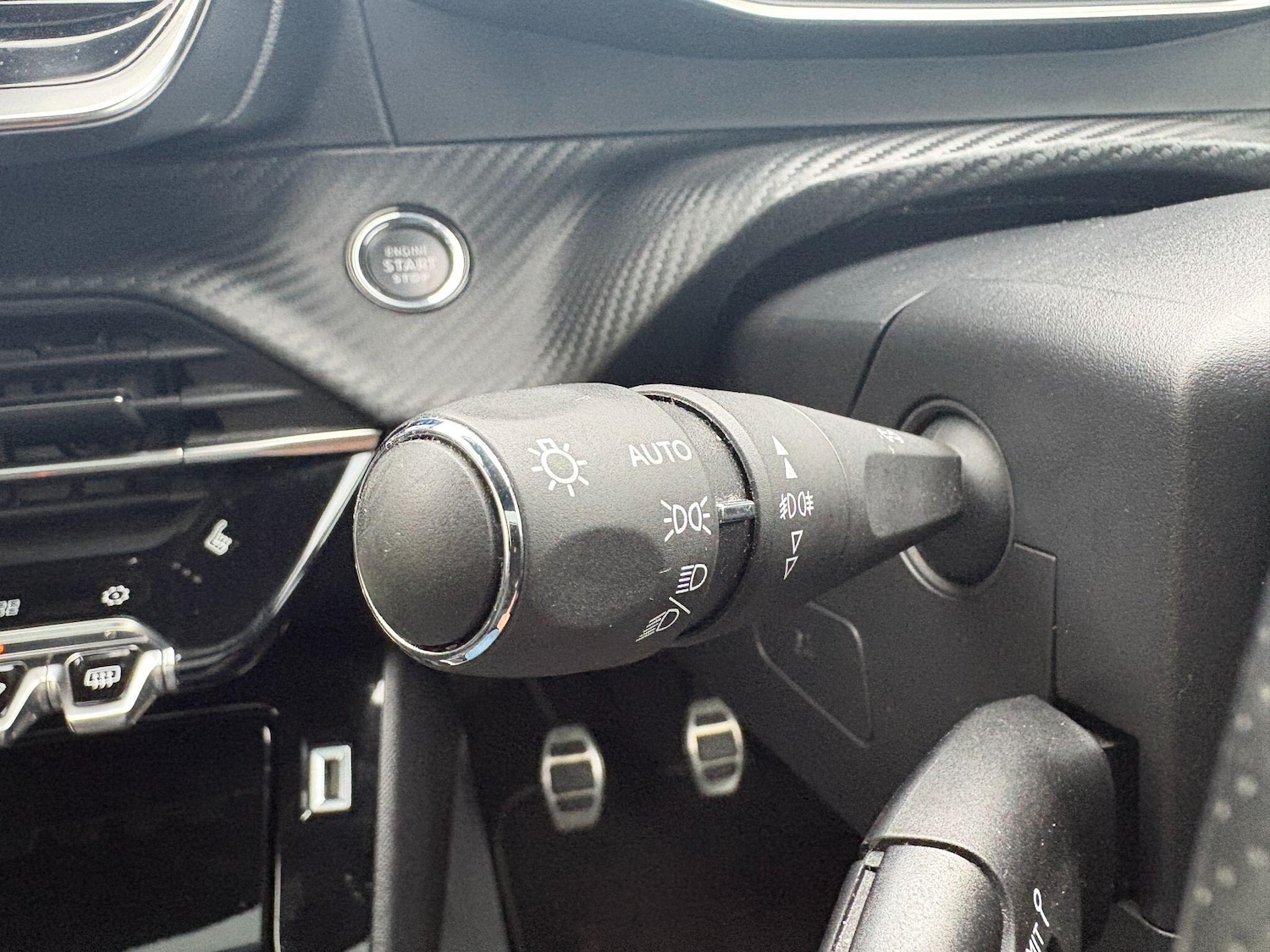 Used Peugeot 2008 2022 for sale - 77175184: Photo 8