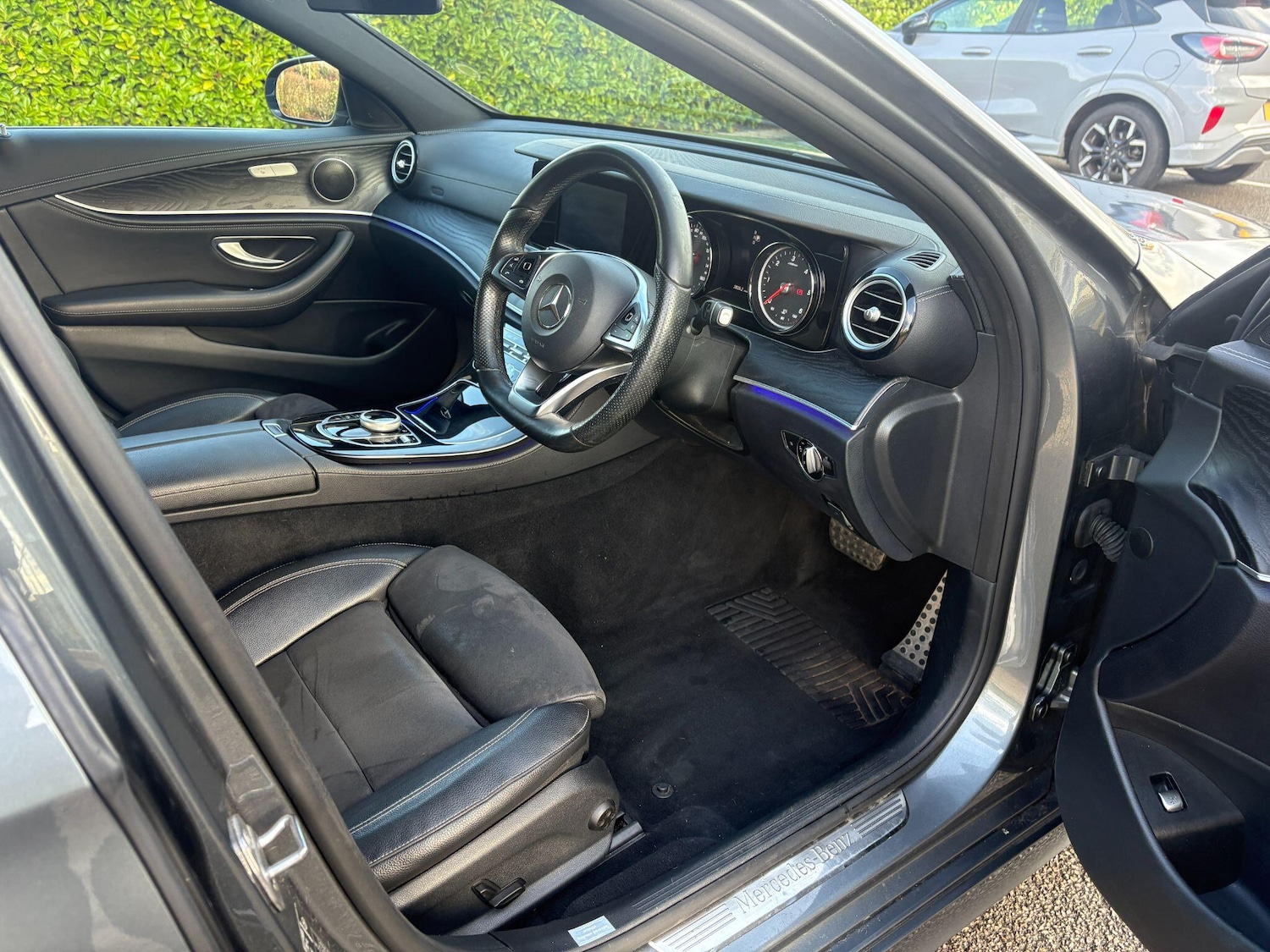 Used Mercedes-Benz E Class 2016 for sale - 76632778: Photo 16