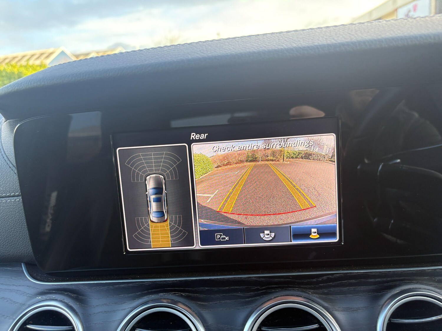 Used Mercedes-Benz E Class 2016 for sale - 76632778: Photo 34