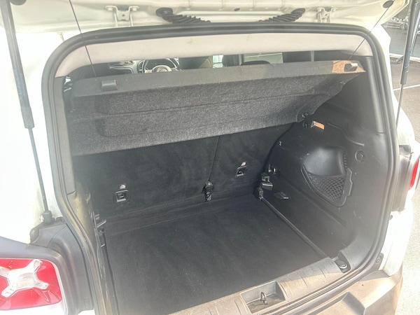 Used Jeep Renegade 2016 for sale - 76201471: Photo 9