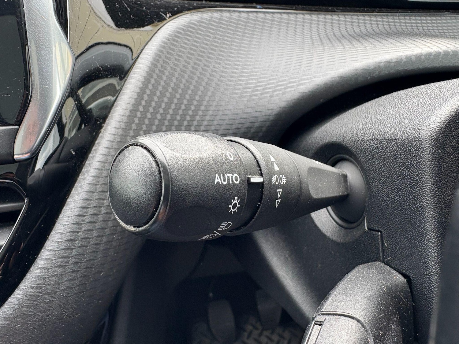 Used Peugeot 2008 2019 for sale - 77709870: Photo 22