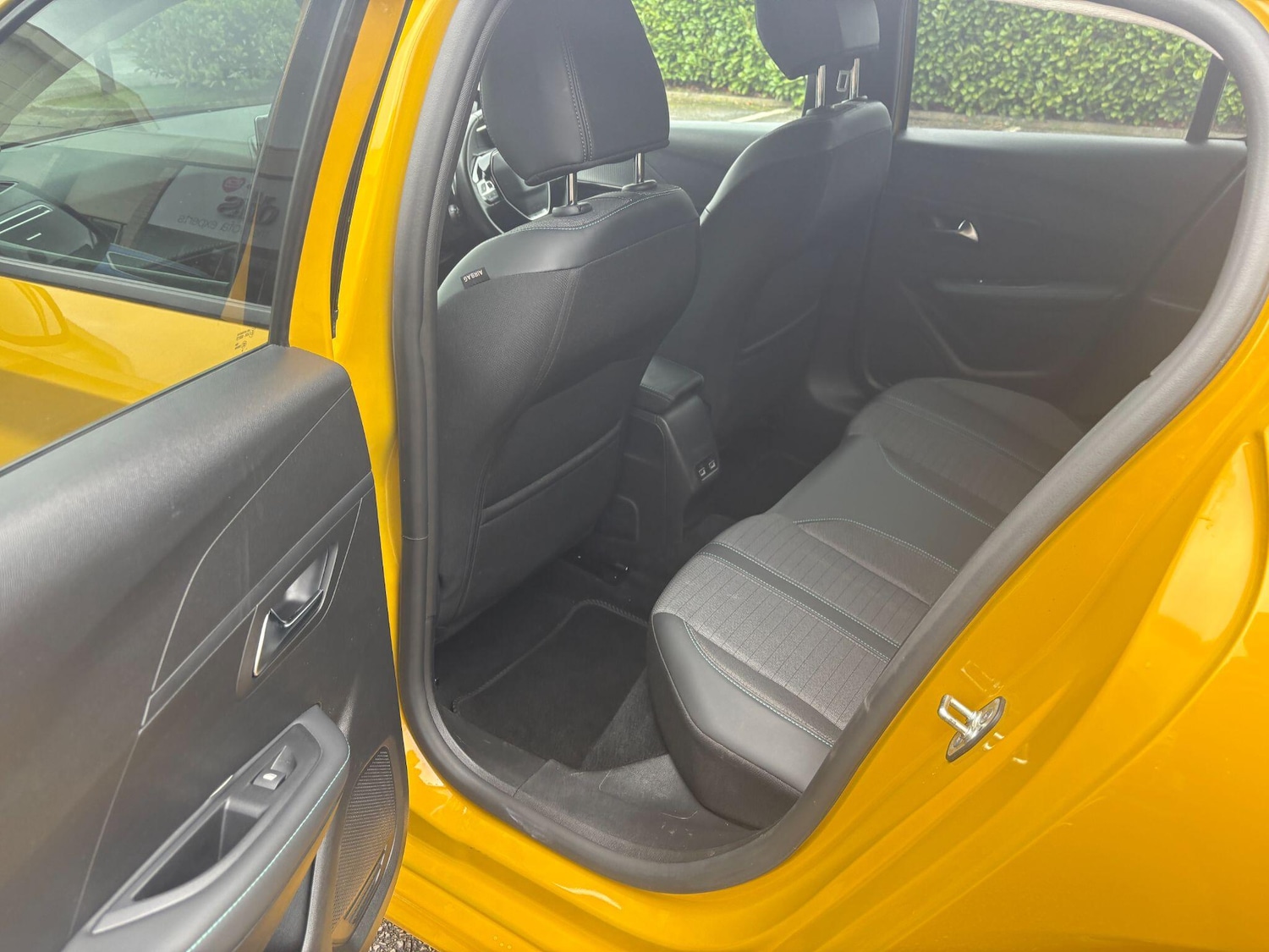 Used Peugeot 208 2023 for sale - 76996544: Photo 11