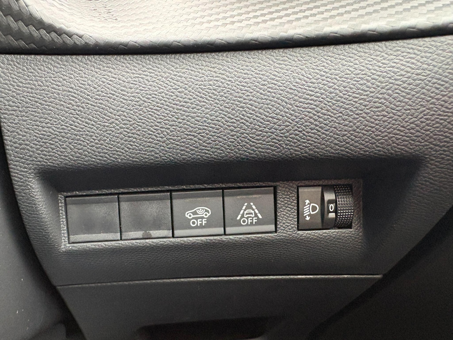 Used Peugeot 208 2023 for sale - 76996544: Photo 16