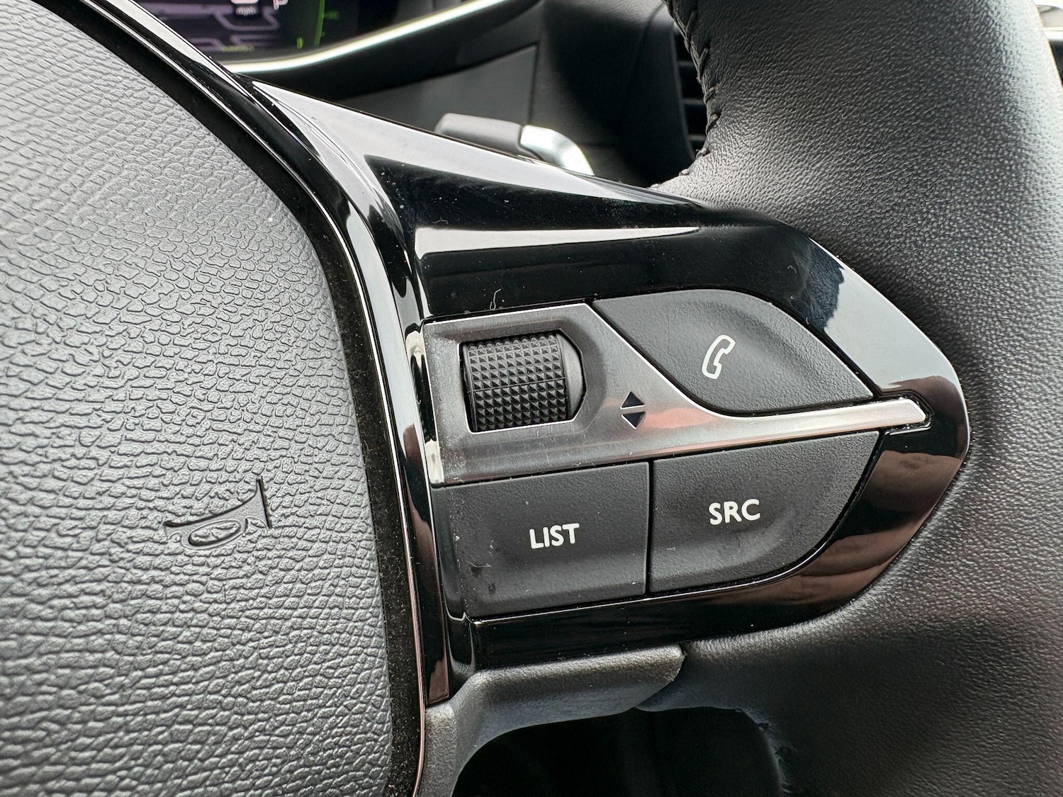 Used Peugeot 208 2023 for sale - 76996544: Photo 17