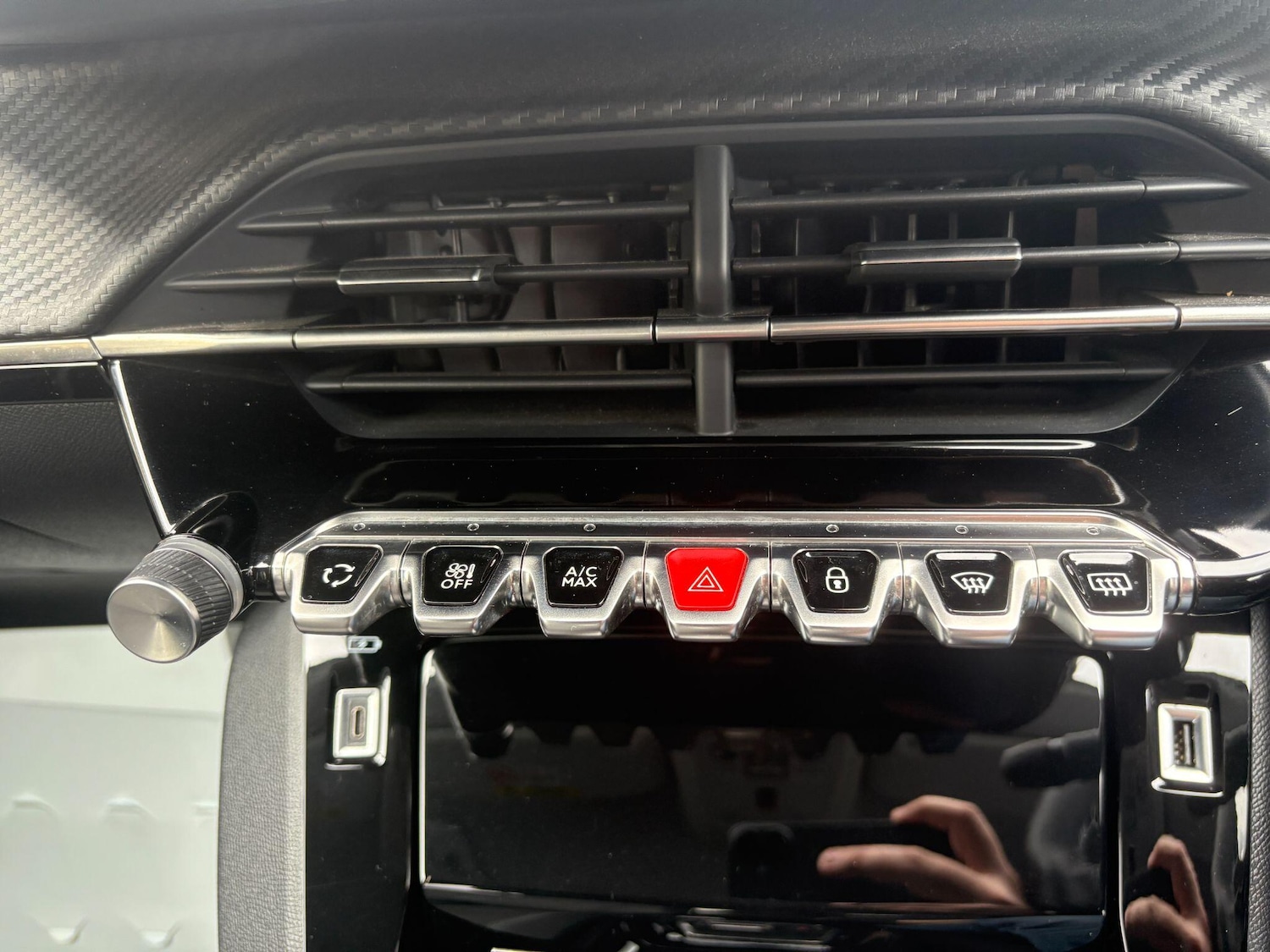 Used Peugeot 208 2023 for sale - 76996544: Photo 31