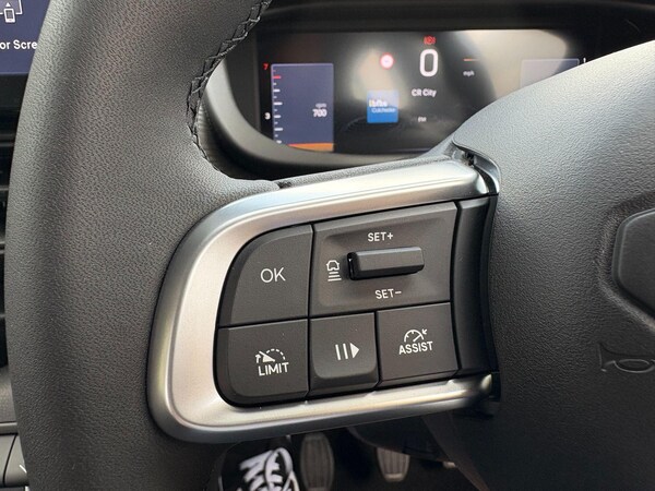 Used Jeep Avenger 2025 for sale - 75608817: Photo 17