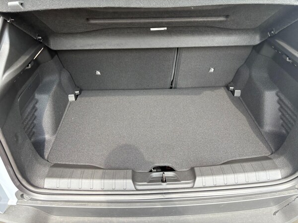 Used Jeep Avenger 2025 for sale - 75608817: Photo 31