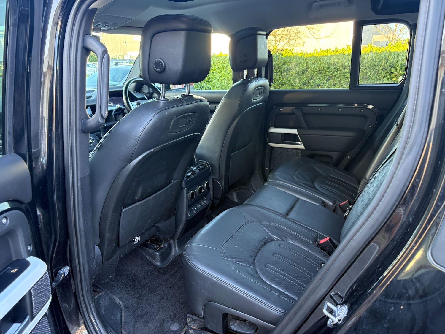 Used Land Rover Defender 2020 for sale - 76645336: Photo 13