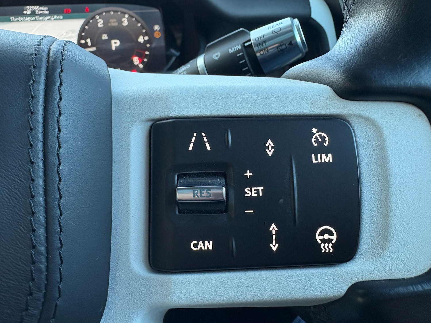 Used Land Rover Defender 2020 for sale - 76645336: Photo 23