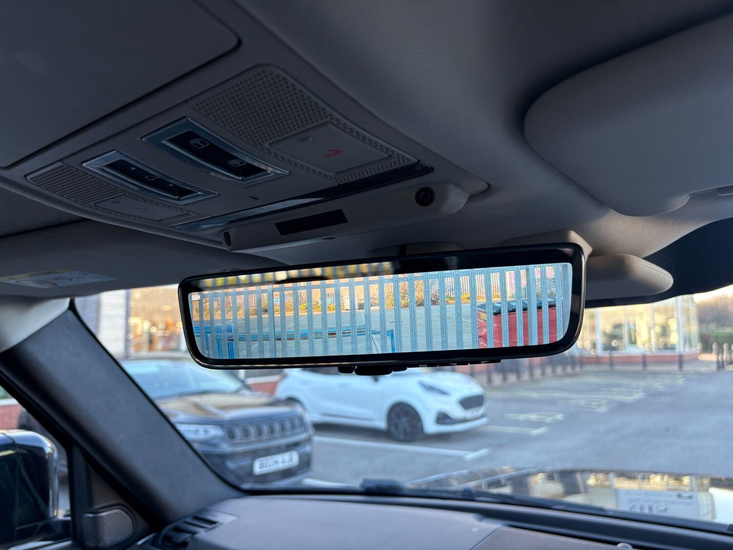 Used Land Rover Defender 2020 for sale - 76645336: Photo 28