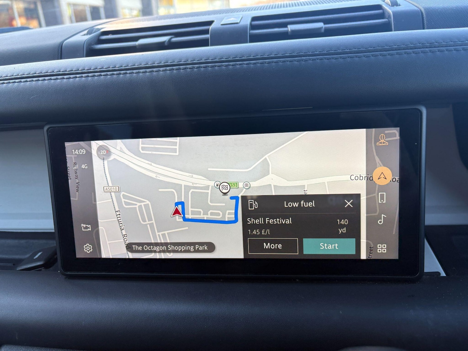 Used Land Rover Defender 2020 for sale - 76645336: Photo 33