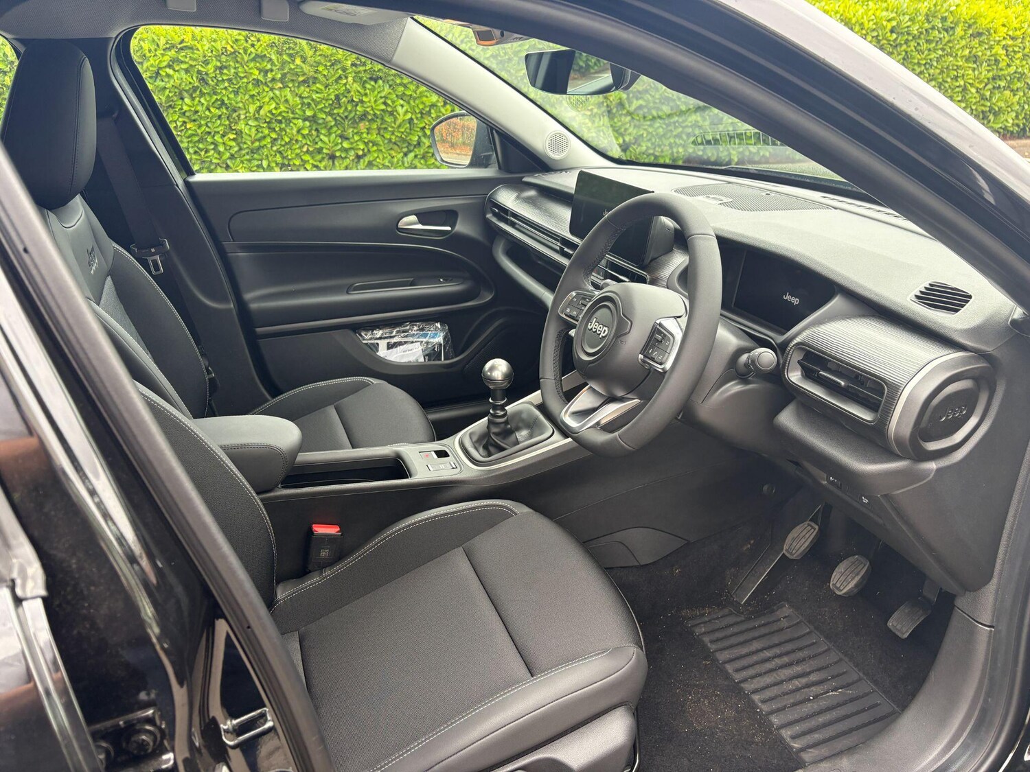 Used Jeep Avenger 2025 for sale - 76247416: Photo 15