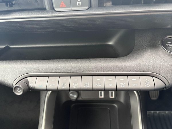 Used Jeep Avenger 2025 for sale - 76247416: Photo 33