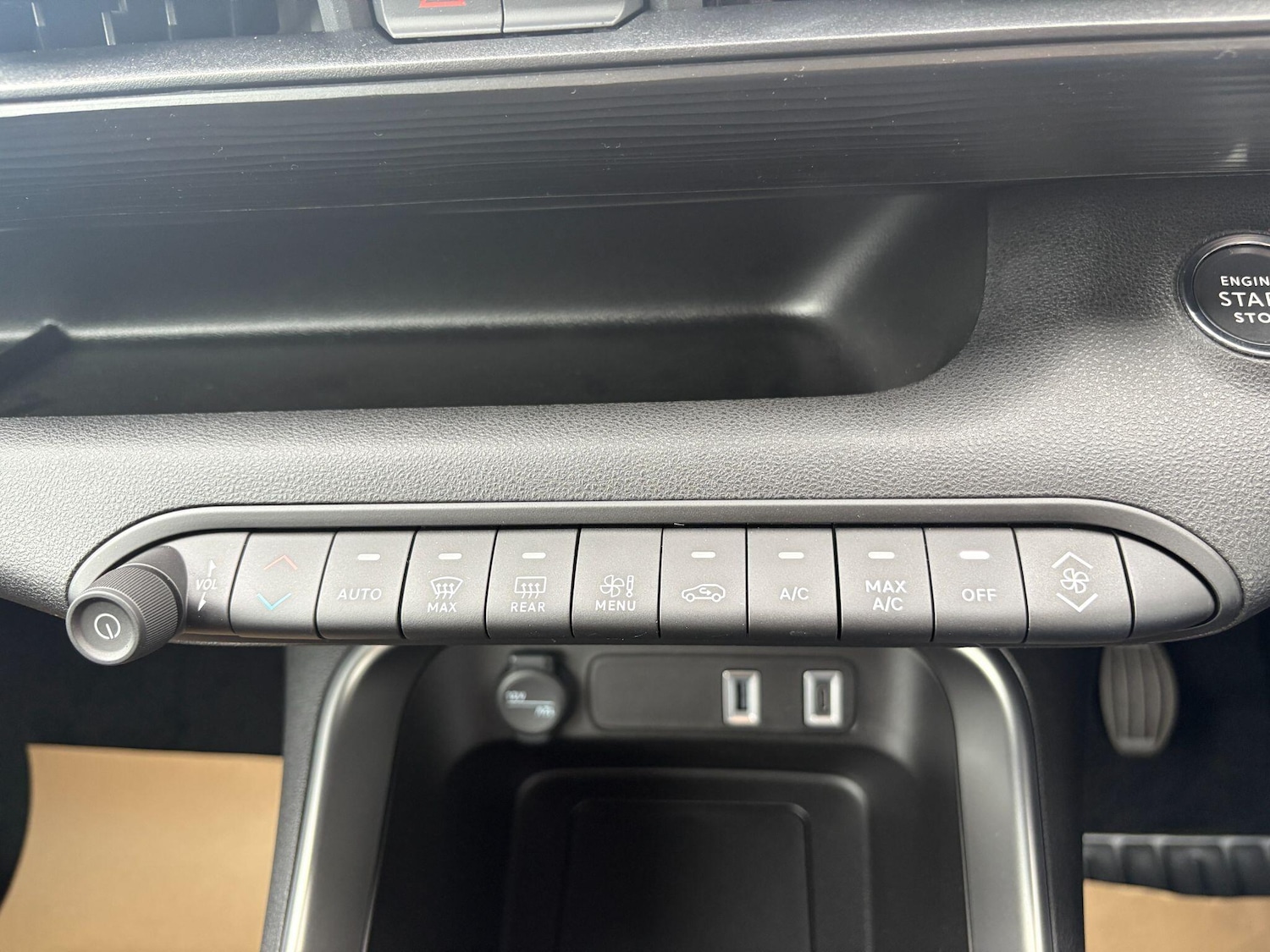 Used Jeep Avenger for sale - 76992811: Photo 32