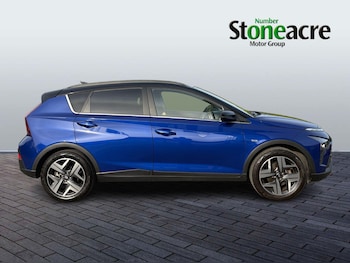 Used Hyundai BAYON 2022 for sale - 76499580: Photo