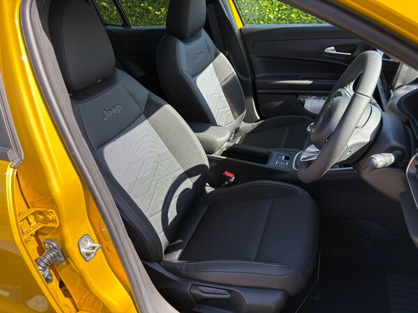 Used Jeep Avenger 2025 for sale - 75268251: Photo 17