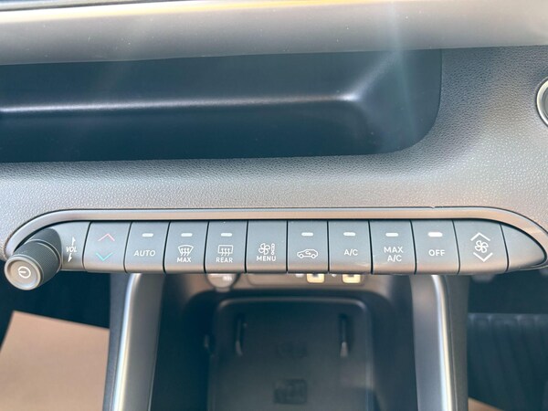 Used Jeep Avenger 2025 for sale - 75268251: Photo 31