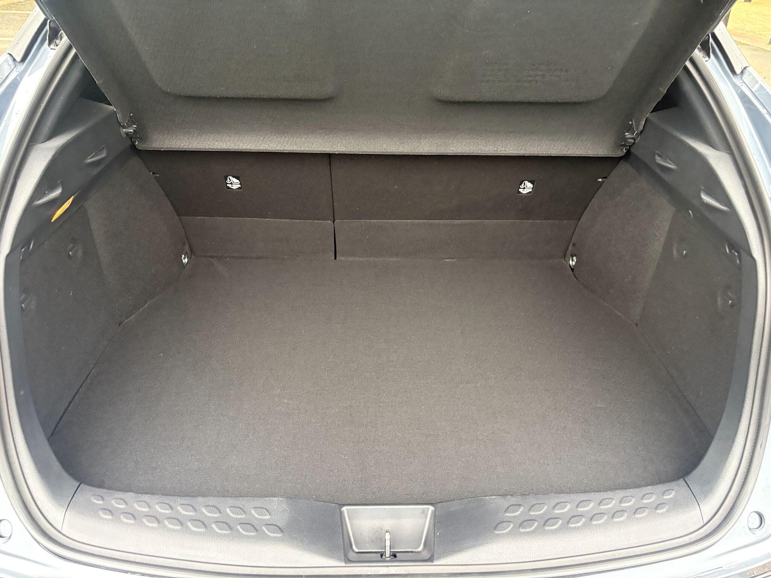 Used Toyota C-HR for sale - 77229660: Photo 10