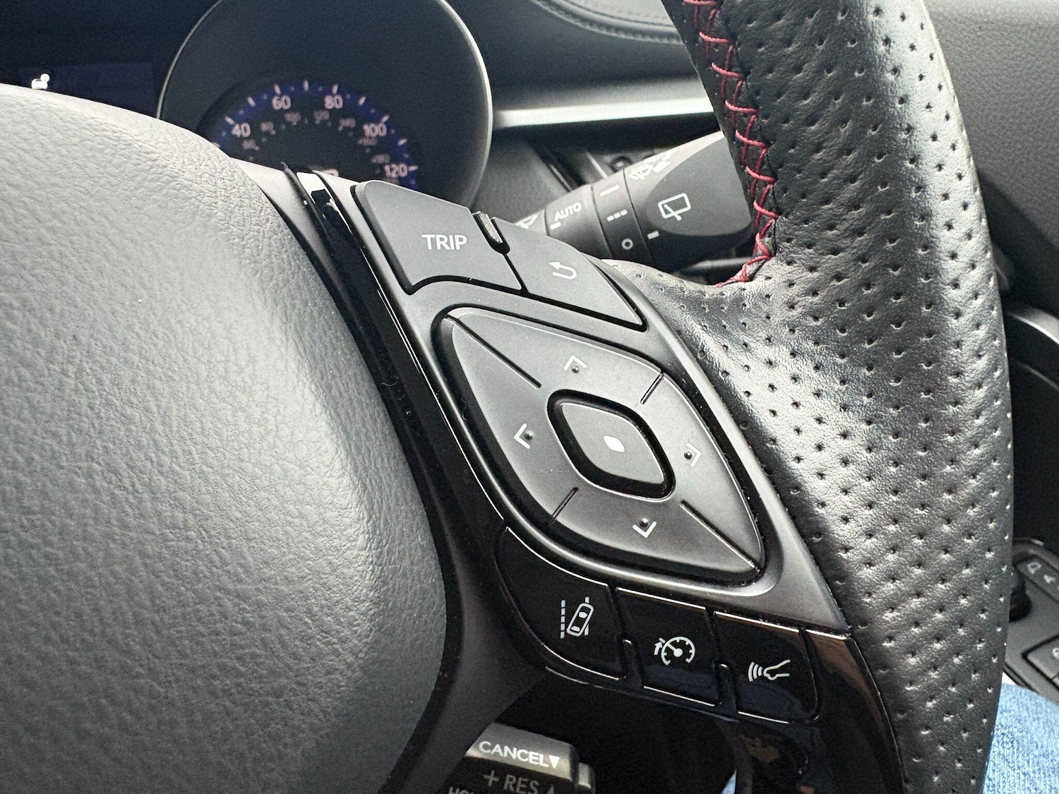 Used Toyota C-HR for sale - 77229660: Photo 18