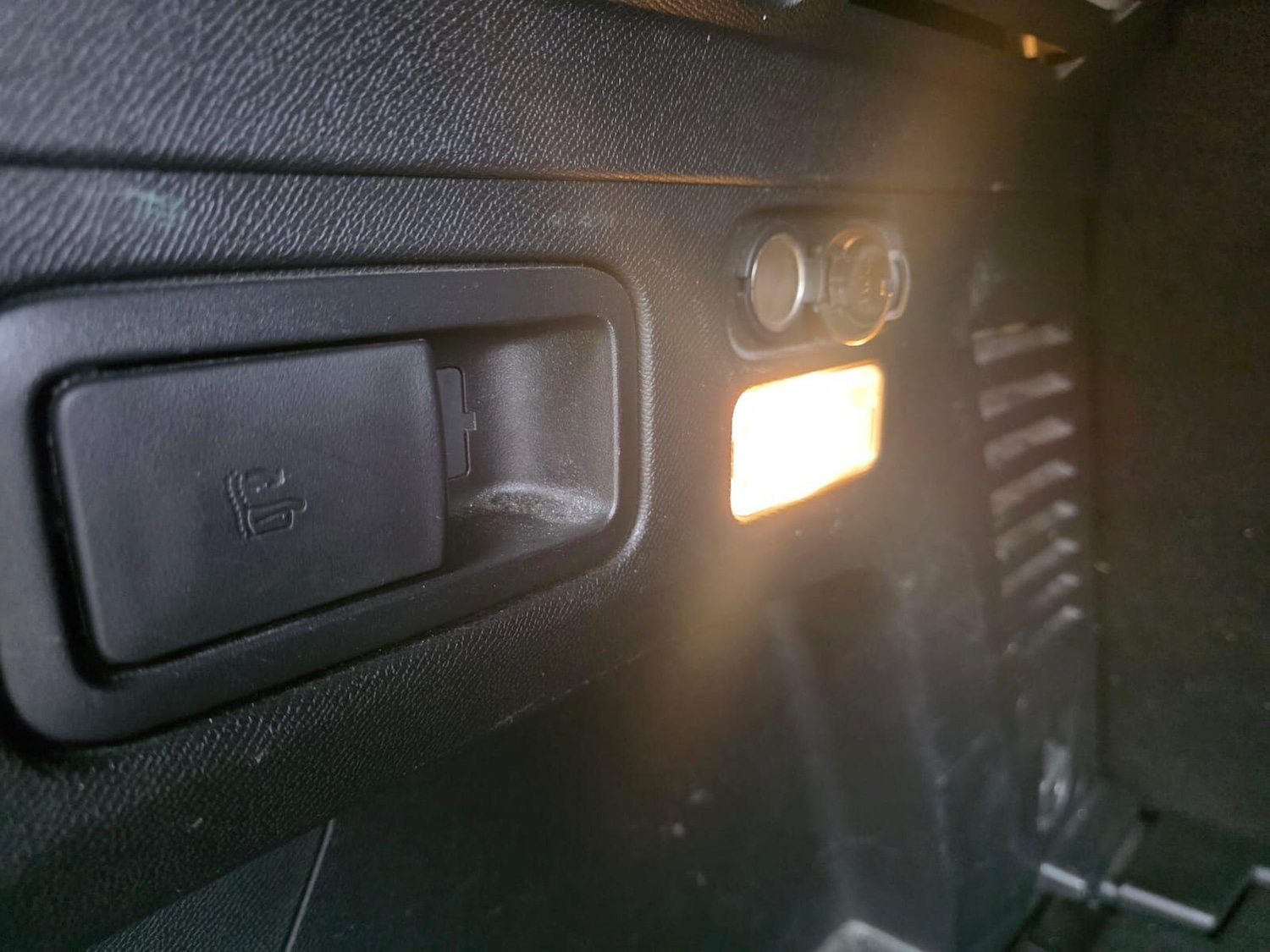 Used Peugeot 3008 2022 for sale - 76689813: Photo 17